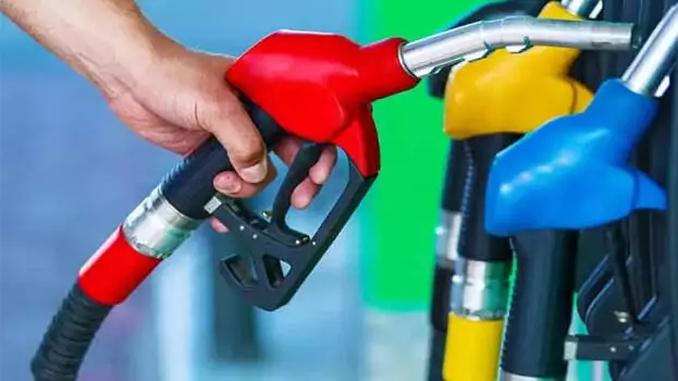 Petrol Diesel Rate: Break in fuel price hike, no increase in petrol, diesel prices for sixth day in a row