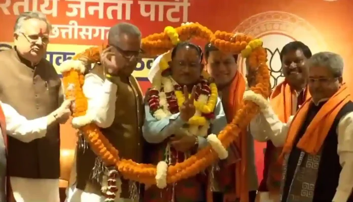 tribal leader Vishnudev Sai became CM, elected leader!